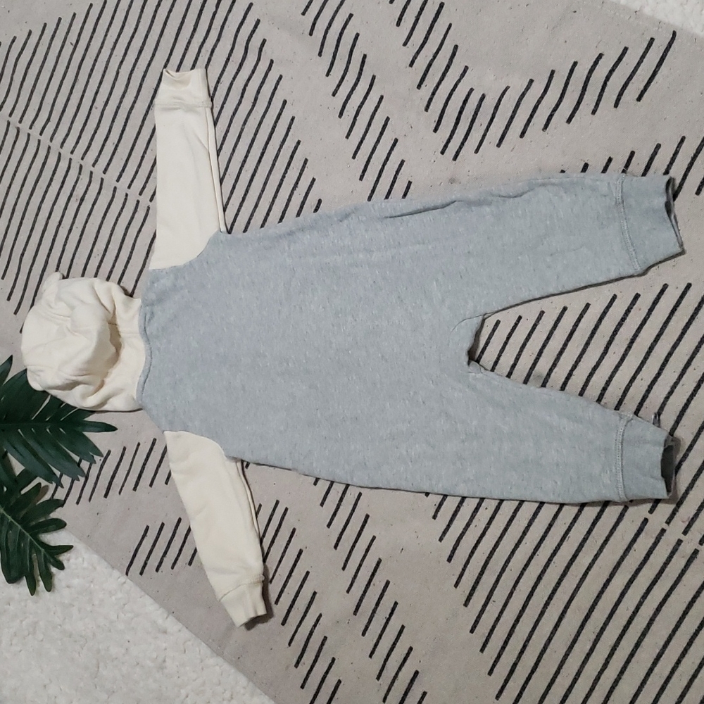 👶🏾Gently worn boys "Baby Gap" 1 piece jumpsuit size 12-18m - Picture 2 of 3